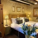 Minster Walk Guest house 4*