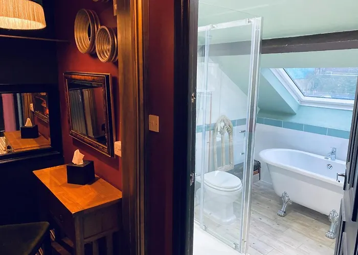 Гостевой дом Minster Walk 4*