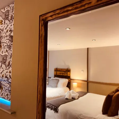 بيت ضيافة Minster Walk 4*